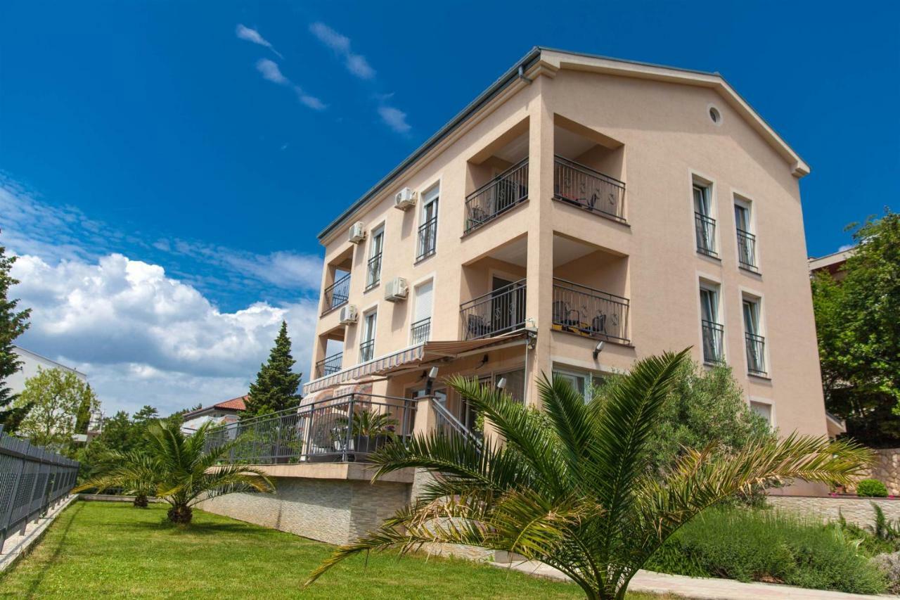 Bruno Apartment Crikvenica Exterior photo